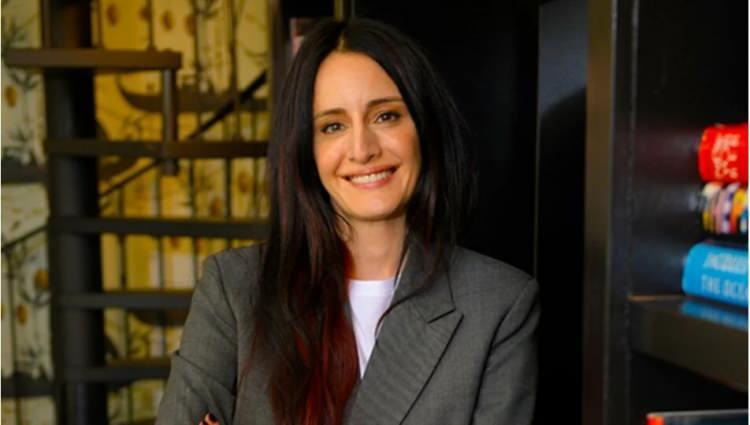 <p>Koç ailesinin 3. kuşakta yer alan üyeleri Ali Koç ve Ömer Koç'un yanı sıra Suna Kıraç ve İnan Kıraç çiftinin kızı olan İpek Kıraç da sahip olduğu hisselerle şirkette önemli bir yer tutmakta.</p>