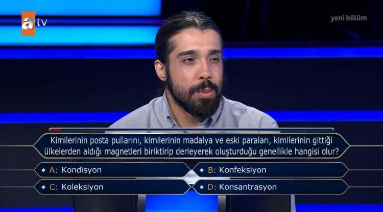 <p><span style="color:#000000"><strong>Yarışmaya hızlı bir başlangıç yapan Kandemir, ilk soruları kolaylıkla yanıtlamayı başardı.</strong></span></p>