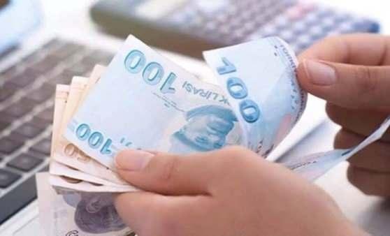 <p>Türkiye Gazetesi’nin haberine göre, sigorta sektörü temsilcileri, noter işlemleri sırasında zorunlu trafik poliçesi uygulamasının daha verimli bir şekilde yapılabilmesi için dijitalleşmenin artırılması gerektiğini belirtiyor.</p>
<p> </p>