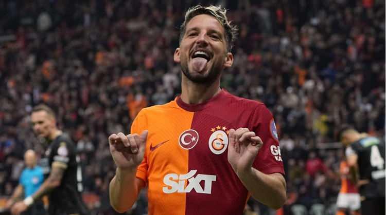 <p>9- Mertens | Galatasaray | 4 asist</p>