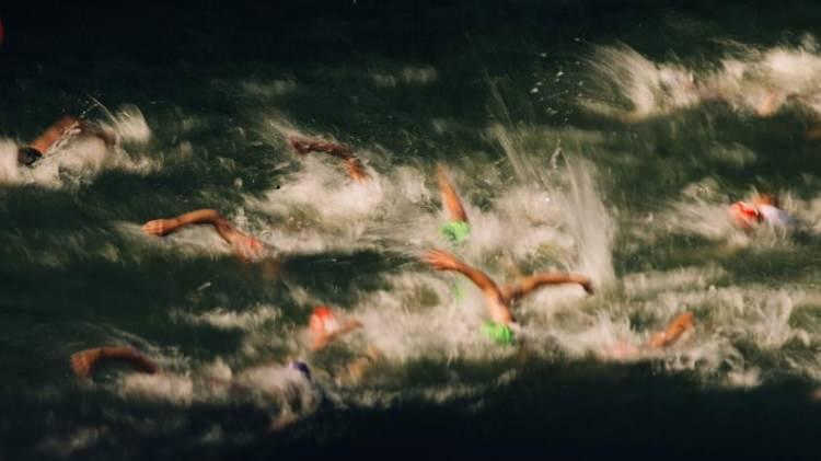 <p>Sporcular, 31 Temmuz'da Paris 2024 Olimpiyat Oyunları'nda erkekler bireysel triatlonunda yarışıyor.</p>
<p> </p>
<p><span style="color:rgb(163 165 169/var(--tw-text-opacity))">Robbie Lawrence, TIME için</span></p>
<p> </p>