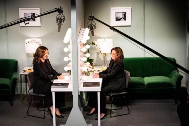 <p>Demokrat başkan adayı Başkan Yardımcısı Kamala Harris (sağda), 2 Kasım'da New York'ta "Saturday Night Live" programında Maya Rudolph ile birlikte g&ouml;r&uuml;n&uuml;yor.&nbsp;<span style="color:rgb(163 165 169/var(--tw-text-opacity))">Haiyun Jiang&mdash;The New York Times/Redux</span></p>

<p>&nbsp;</p>
