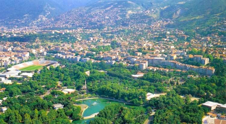 <p>5 - Bursa / Osmangazi</p>

<p>885 bin 273</p>
