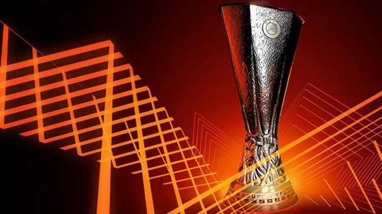 <p><strong>Football Meets Data,</strong> yapay zeka ile maçları oynatarak, Avrupa Ligi'nde ilk 8'e gireceğini tahmin ettiği takımları belirledi.</p>
