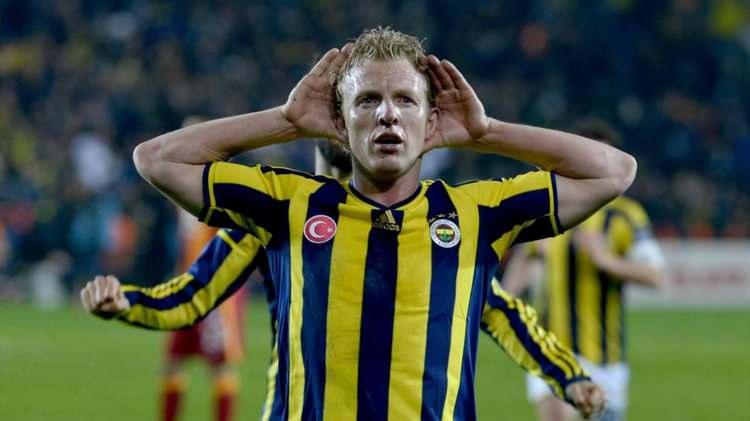 <p>20. Dirk Kuyt<br />
<br />
Liverpool’un simge oyuncularından biri olan Kuyt, Fenerbahçe formasıyla Süper Lig’de oynadı.</p>