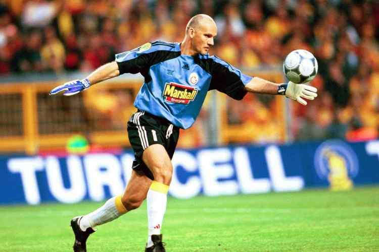 <p>14. Claudio Taffarel<br />
<br />
Dünya Kupası kazanan Brezilyalı kaleci, Galatasaray formasıyla UEFA Kupası şampiyonluğu yaşadı.</p>