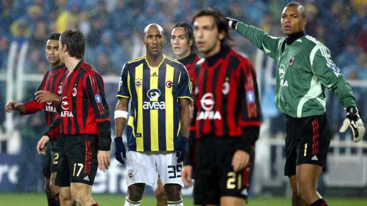 <p>10. Nicolas Anelka<br />
<br />
Arsenal, Real Madrid ve PSG gibi takımlarda oynamış yıldız, Fenerbahçe’ye transfer oldu.</p>