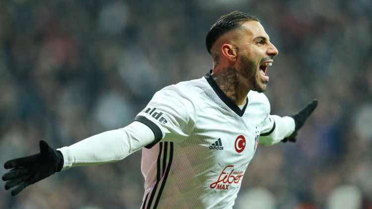 <p>8. Ricardo Quaresma<br />
<br />
Porto, Barcelona ve Chelsea gibi devlerde oynamış yıldız, Beşiktaş’a transferiyle dikkat çekti.</p>