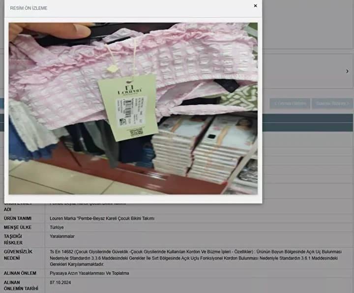 <p>"Louren" marka pembe-beyaz çocuk bikini takımı: Yaralanma riski </p>

<p> </p>
