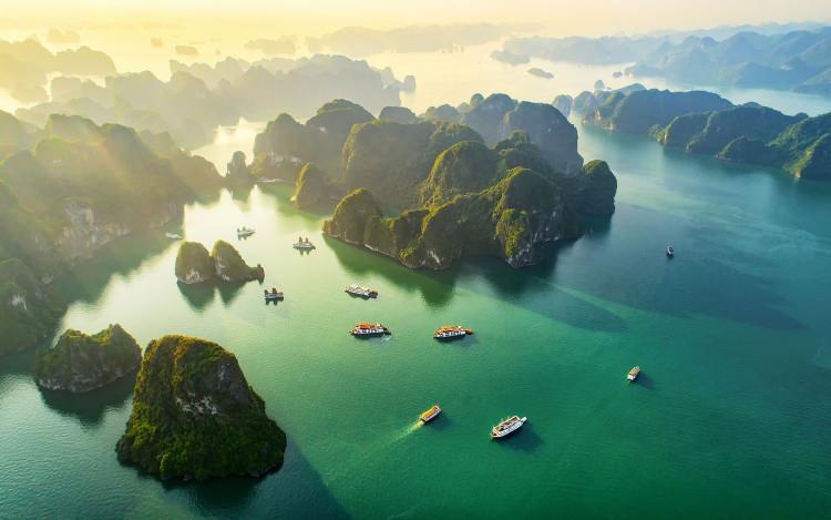 <p><strong><span style="color:#B22222">HA LONG KOYU</span> | VİETNAM</strong></p>
<p> </p>
