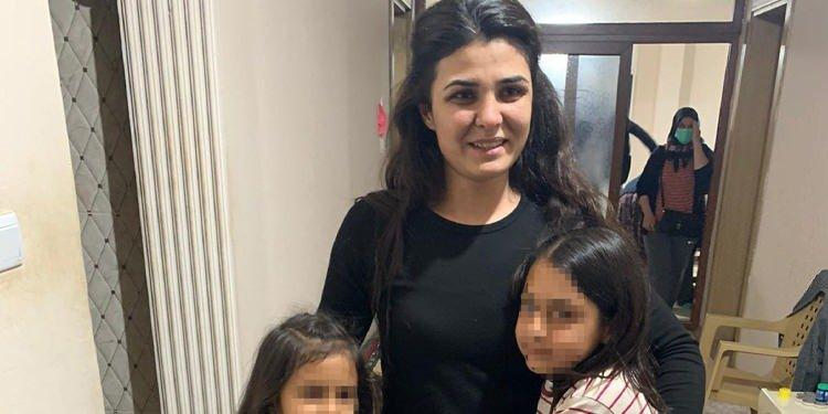 <p>Kararda, Ramazan İpek'in kapıyı açar açmaz elinde tüfek olan Melek İpek'le karşılaştığını, Ramazan İpek'in Melek'e 'Beni mi öldüreceksin' diyerek elinden silahı almaya çalıştığı sırada silahın tek el ateş aldığı belirtildi.</p>
<p> </p>
