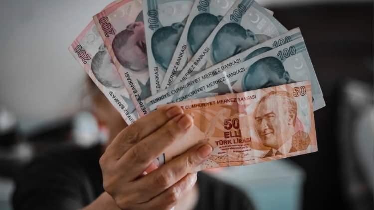 <p>Bankaların müşteri çekmek için girdiği promosyon yarışında merak edilen tüm detaylar dikkat çekti. </p>