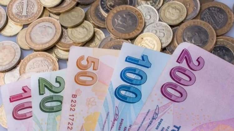 <p>Sosyal Güvenlik Kurumu’nun (SGK) Şubat 2024 verilerine göre, Türkiye’de SSK (4a) statüsü kapsamında 10 milyon 331 bin 694 emekli bulunuyor. Bağ-Kur (4b) statüsündeki emekli sayısı ise 2 milyon 715 bin 100 olarak kayıtlara geçti.</p>
<p> </p>