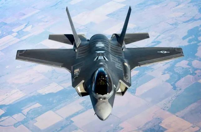 <p><strong>AKTİF F-35 SAYISI:  39</strong></p>

<p> </p>

<p><strong>Bekleyen sipariş sayısı: 36</strong></p>
