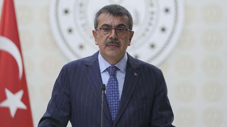 <p>Yusuf TEKİN</p>
<p> </p>
<p>Erzurum</p>
<p> </p>