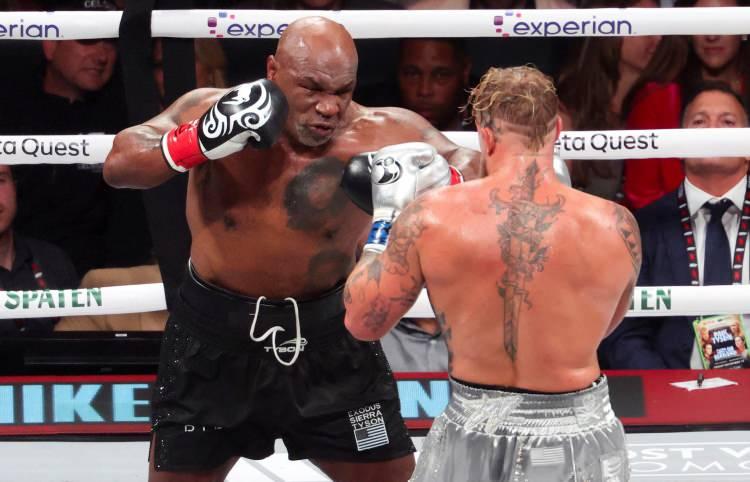 <p><strong>MİKE TYSON'A ŞARTLI OLARAK DUDAK UÇUKLATAN PARA</strong></p>