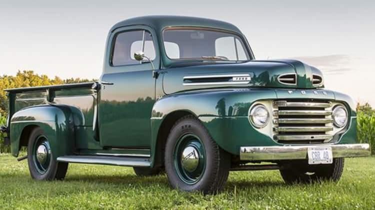 <p><strong>1948 YILINDA TANITILDI</strong></p>
<p> </p>
<p>Ford F Serisi tarihteki en popüler kamyonet serisidir. Dayanıklılığı ve performansıyla tanınan kamyonet, sayısız filmde rol alarak efsanevi statüsünü daha da güçlendirmiştir. Özellikle F-150, Kuzey Amerika'da pazar lideri olmaya devam ediyor.</p>