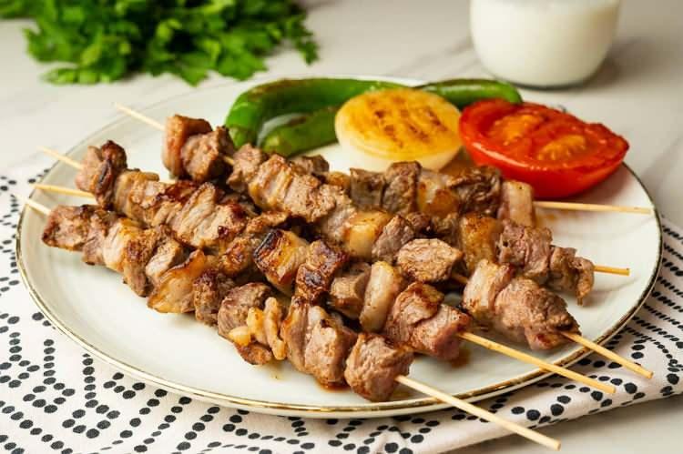 <p>17 - ŞİŞ KEBAP</p>

<p> </p>

