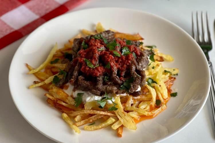 <p>9 - ÇÖKERTME KEBABI</p>
<p> </p>
