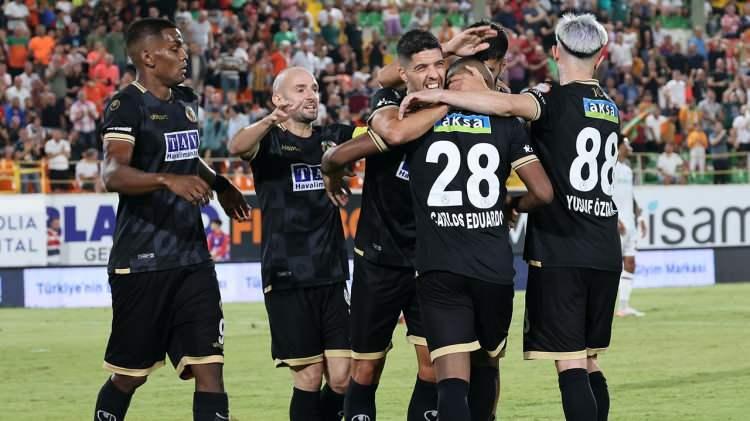 <p>15- Alanyaspor | % 13,8</p>
