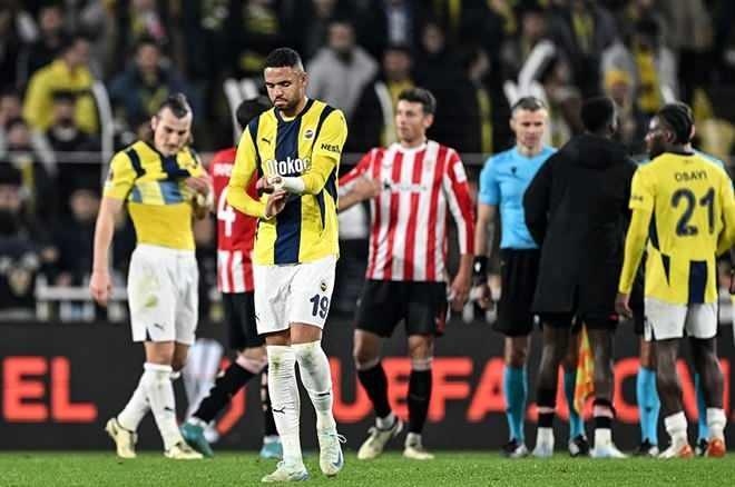 <p>Bu sonucun ardından Athletic Bilbao, puanını 16'ya yükselterek UEFA Avrupa Ligi'nde liderlik koltuğuna oturdu. Fenerbahçe ise 8 puanda kaldı.</p>
