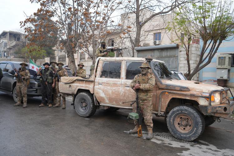 <p>Suriye Milli Ordusu (SMO), Suriye'den terör örgütü PKK/YPG'yi temizlemek için operasyonlarını sürdürüyor.</p>
