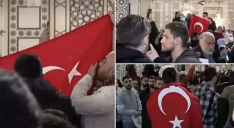 <p>Emevi Camii'nde cuma namazının ardından Suriyeli vatandaşlar tarafından Türk bayrağı açıldı.</p>
<p>O anlarda Türk bayrağını öpen Suriyeliler, gözyaşlarını tutamadı.</p>
<p> </p>
<p> </p>