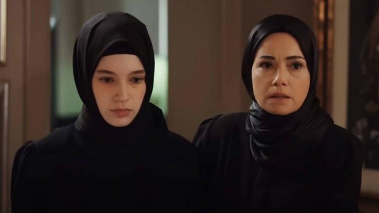 <p><strong>Diziler</strong></p>

<p>Gaddar</p>

<p>Kızıl Goncalar</p>

<p>İnci Taneleri</p>

<p>Hudutsuz Sevda</p>

<p>Şahane Hayatım</p>
