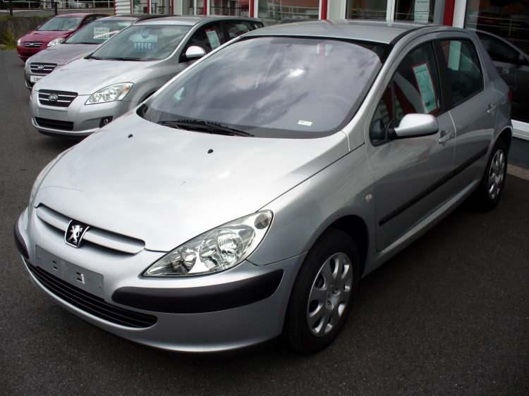 <p>PEUGEOT 307</p>
<p> </p>