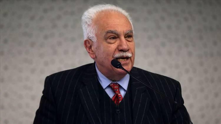 <p>Sürekli Rusya ve İran'ın istediği şekilde konuşan Perinçek, yüzbinlerce vatandaşını öldüren, milyonlarca vatandaşını sürgün eden Esed rejimini adeta <strong>"melek"</strong> ilan etti.</p>