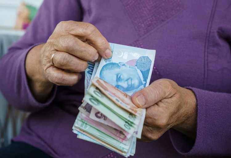 <p><strong>AKBANK EMEKLİ PROMOSYONU-</strong></p>

<p> </p>

<p>15 bin TL’ye kadar promosyon ve 2.500 TL chip-para. Toplamda 17 bin 500 TL'ye varan promosyon fırsatı.</p>
