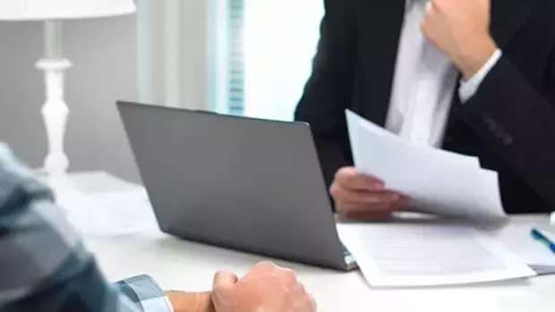 <p>ğ. Terör örgütleri ile bu örgütlerin yasal veya yasadışı uzantılarının eylemlerine, toplantılarına, yürüyüş ve mitinglerine karışmamış, desteklememiş, katılmamış olmak,</p>