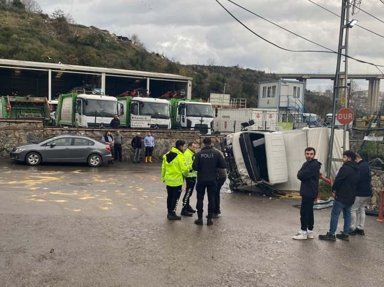 <p>Olay, saat 13.30 sıralarında Beykoz Rüzgarlıbahçe Mahallesi Seyfi Baba Sokak'ta meydana geldi. </p>
