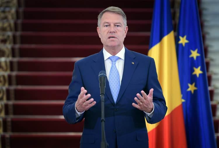 <p><strong><span style="color:#B22222">20) KLAUS IOHANNIS</span> | Romanya Başkanı</strong></p>