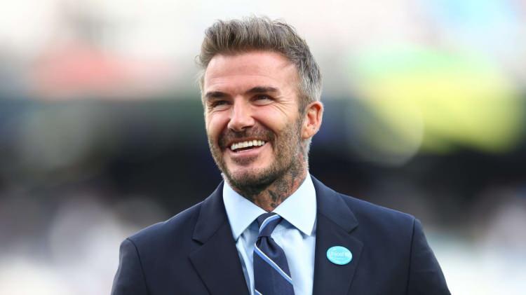 <p><strong>DAVID BECKHAM</strong></p>

<p> </p>

<p>Şıklığı ve karizmasıyla tanınan Trudeau, Beckham’ın futbol dışındaki zarafetiyle örtüşüyor. Ayrıca, her ikisi de halkla ilişkilerde başarılı.</p>
