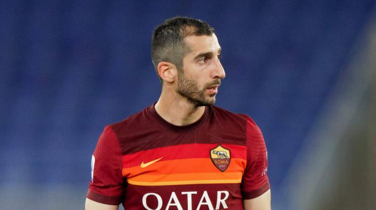 <p><strong>HENRIKH MKHITARYAN</strong></p>
<p> </p>
<p>Azerbaycan lideri Aliyev, Mkhitaryan’ın teknik ve stratejik oyun anlayışına benzer bir liderlik tarzı sergiliyor. Hem iç politikada hem de uluslararası alanda denge kurmaya odaklılar.</p>