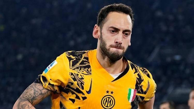 <p>Hakan Çalhanoğlu'nun yeni piyasa değeri 40 milyon euro oldu.</p>
