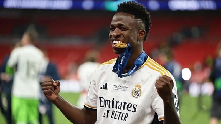 <p>En iyi erkek futbolcu: Vinicius Junior (Real Madrid)</p>