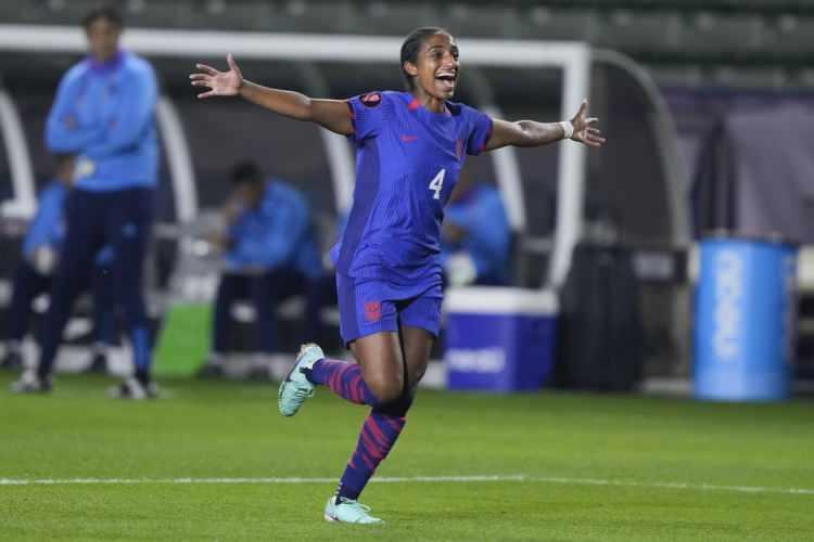 <p>Naomi Girma</p>