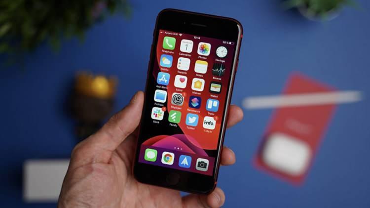 <p><span style="color:#B22222"><strong>İPHONE SE (2. NESİL)</strong></span><strong> | 2020</strong></p>