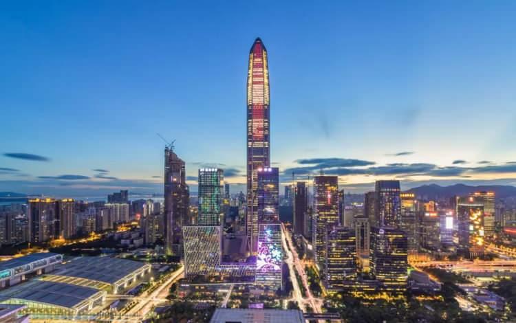 <p>Çin Shenzhen’de 41 dolar milyarderi yaşıyor.</p>
<p> </p>