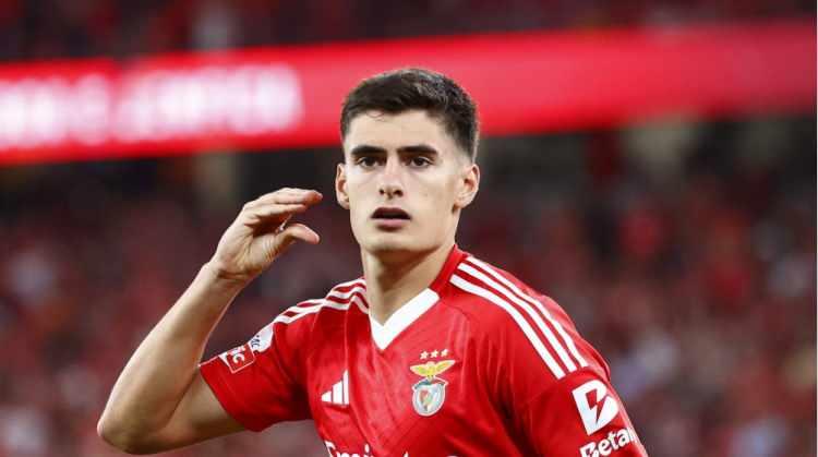 <p>7- Antonio Silva | Benfica<br />
<br />
* 38 Milyon Euro</p>