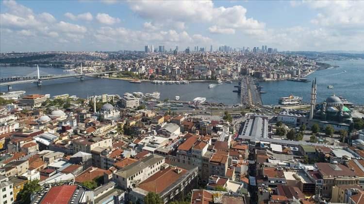 <p><span style="color:#B22222"><strong>TOKİ KONUT VE İŞ YERİ SATIŞI NEREDE YAPILACAK?</strong></span></p>
<p>Satış Ankara ve İstanbul'da gerçekleşecek.</p>
<p>Adresler şöyle;</p>
<p>İstanbul TOKİ Hizmet Binası Konferans Salonu Küçükçekmece/İstanbul</p>