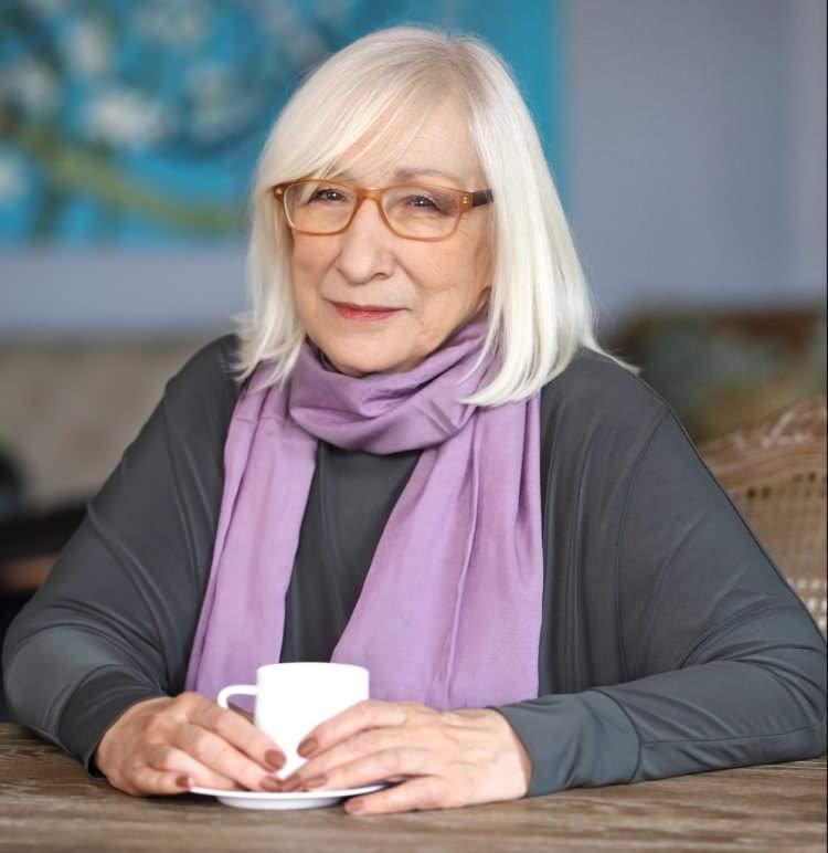 <p><span style="color:#000000"><strong>Ünlü yazar Alev Alatlı, 79 yaşında tedavi gördüğü hastanede 2 Şubat 2024 tarihinde vefat etti.</strong></span></p>