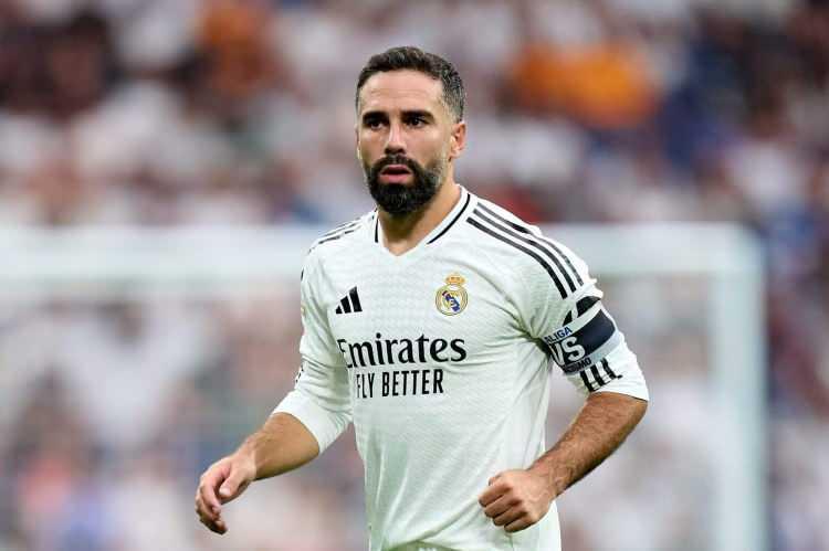 <p><strong>Dani Carvajal (Real Madrid)</strong></p>
<p>İspanyol sağ bek Carvajal, yaşadığı sakatlıktan sonra fazla süre bulamadı. Madrid ekibiyle bu sezon 11 maça çıkarken 1 gol 1 asist kaydetmeyi başardı.</p>