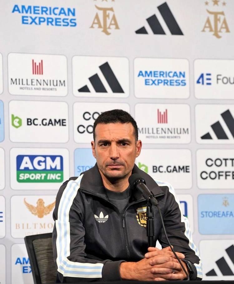 <p>Kupa Amerika'da Arjantin Milli Takımı'nı şampiyonluğa taşıyan Arjantinli Lionel Scaloni, 2022 ve 2023'te birincilikte yer aldığı listede bu kez ikinci sırayı aldı.</p>
