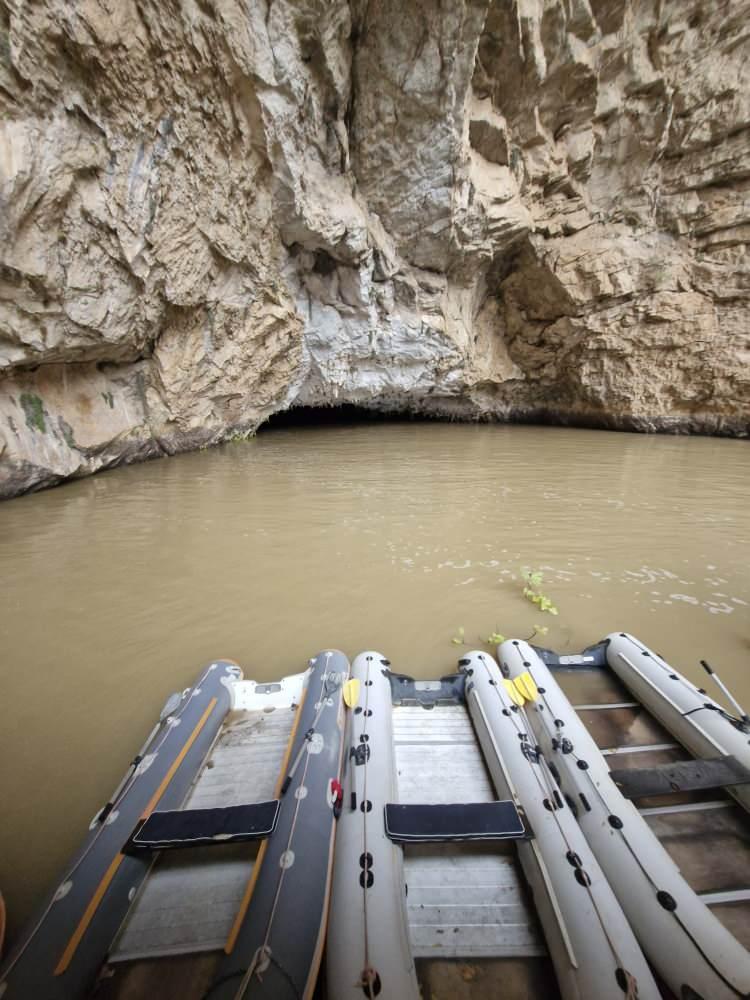 <p>Mağarada su seviyesi <strong>5 ila 7 metre</strong> arasında yükselirken, önlem amaçlı içerisine giriş yasaklandı. </p>
