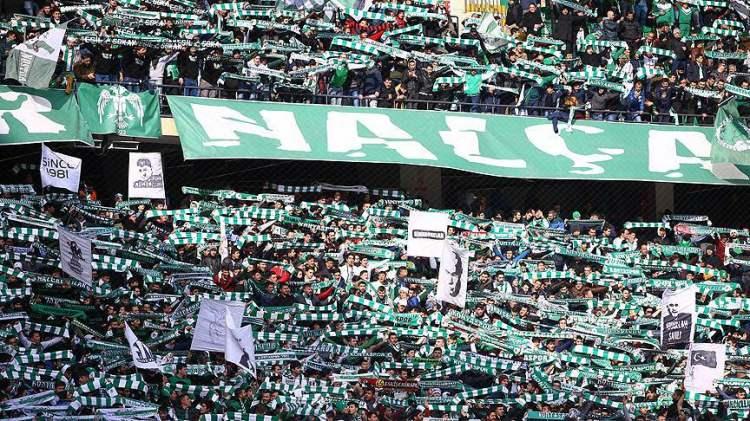 <p>7. Konyaspor | 12 bin 512</p>