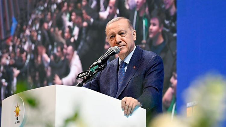 <p><strong><span style="color:rgb(178, 34, 34)"><em>“Şu anda iki kurum erken seçim isteyebilir. Birisi parlamento, 360 milletvekili ile seçimin yenilenmesi kararı alabilir. </em></span></strong></p>

<p> </p>
