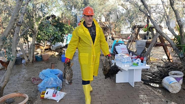 <p>21 Aralık Cumartesi günü Manavgat ilçesinde etkisini gösteren yağışlar nedeniyle sel felaketi yaşandı.</p>
